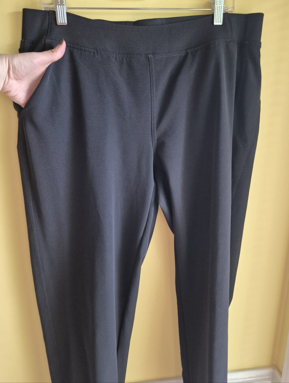 32 Degrees Cool Womens Black Stretch Casual Or Dress Pants - Picture 2 of 4